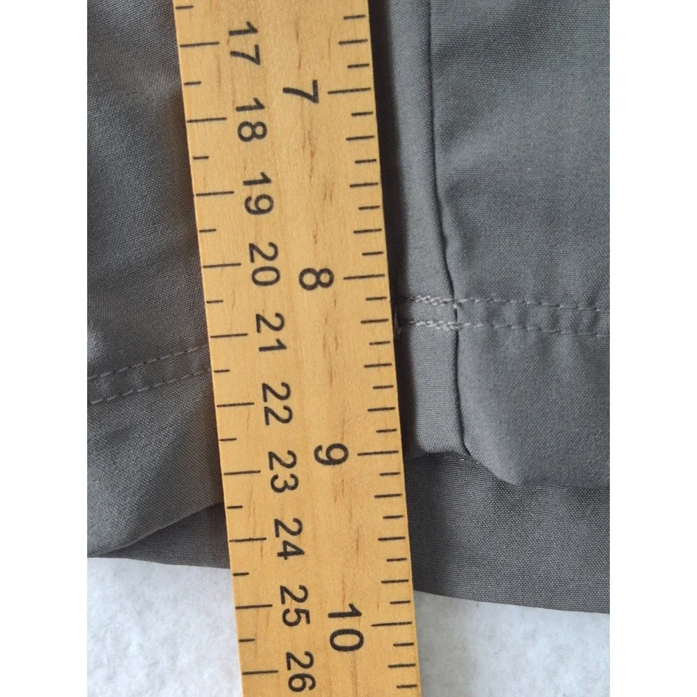 Columbia Sportswear Mens Cargo Shorts Gray 42W Outdoor Hiking Fishing Utility